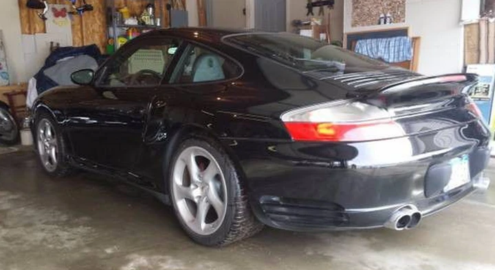In vendita la Porsche 911 turbo indistruttibile: 1 milione di km!