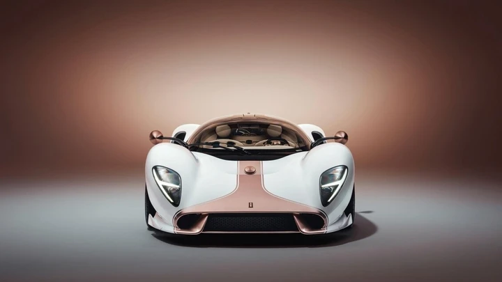 De Tomaso P72, un capolavoro artigianale adesso realtà