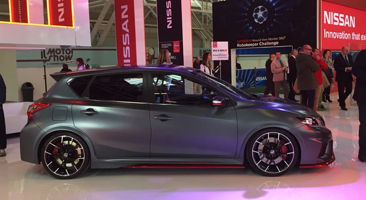 Nissan, live dal Motor Show 2014