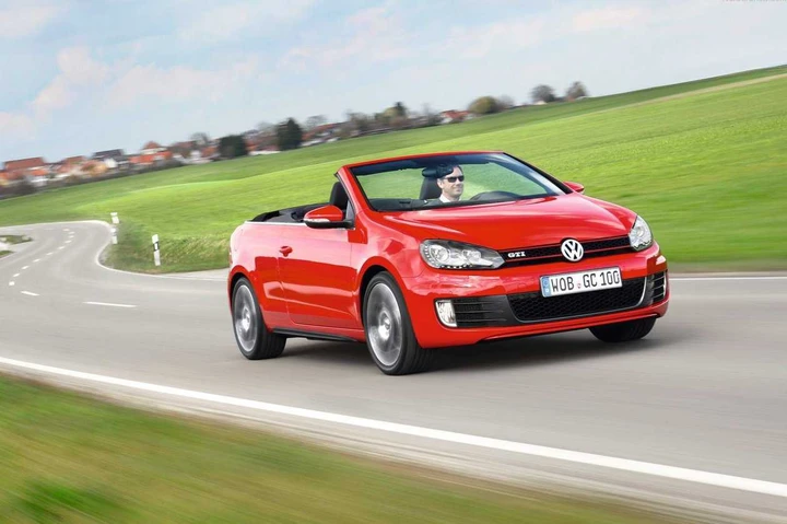 Volkswagen Golf GTI Cabrio: debutta a giugno