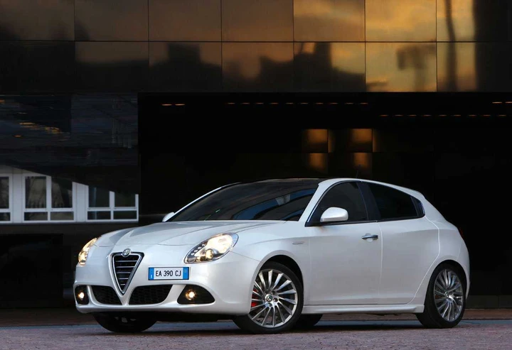 Giulietta contro tutte: da oriente a occidente