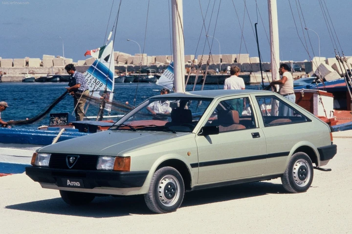 Auto anni 80: le dieci più brutte