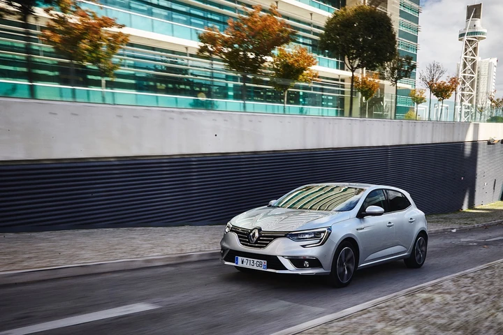 Nuova Renault Megane, primo contatto