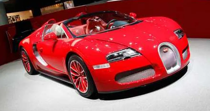 Bugatti Veyron Grand Sport Red a Francoforte