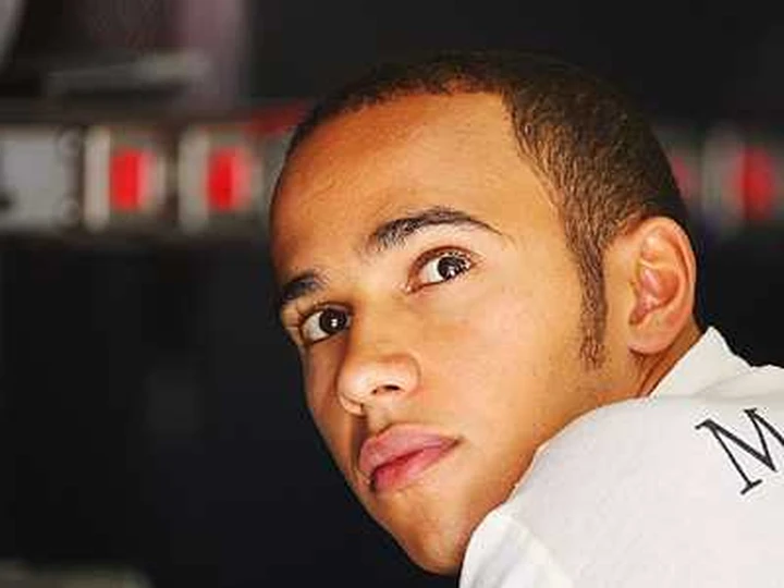 F1: Hamilton guarda alla Red Bull e... alla Ferrari?