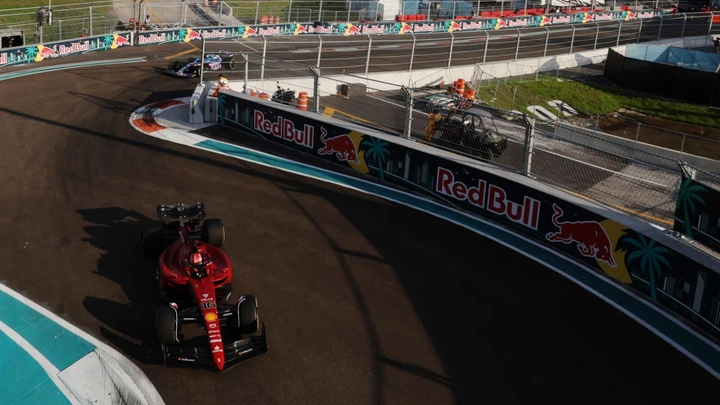 F1 GP di Miami: prima fila Ferrari e pole di Leclerc