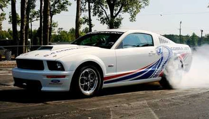 Ford Cobra Jet Mustang: la terza serie nel 2011