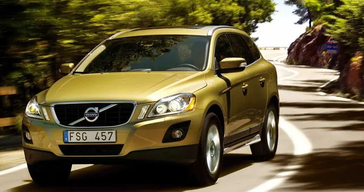 Volvo XC60 Inscription: eleganza e personalità