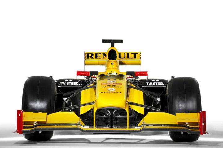 F1: Pirelli ha scelto la monoposto per i test 2012