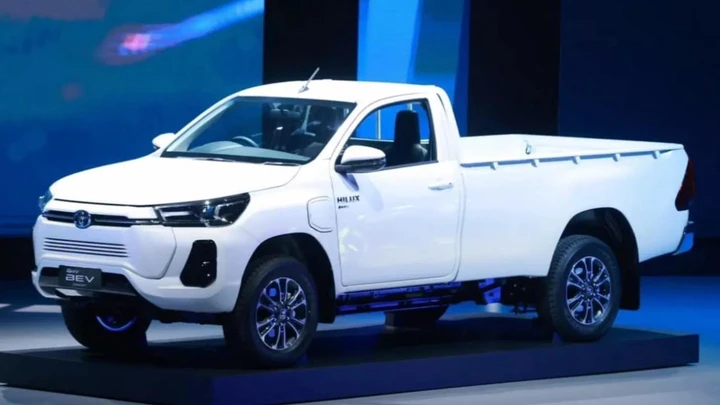 Toyota: all’inizio del 2024 potrebbe debuttare un pick-up elettrico