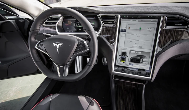 Tesla: futura acquisizione da parte di Apple?