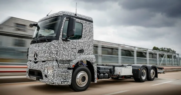 Mercedes Urban eTruck: il camion elettrico del futuro