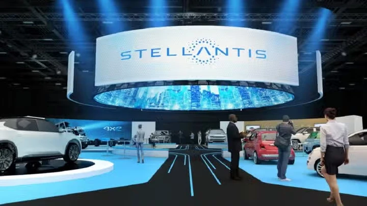 Stellantis porta TuneIn sulle auto: oltre 100.000 radio senza smartphone