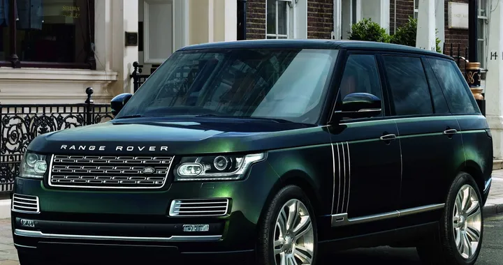 Range Rover restyling 2016: il debutto a settembre