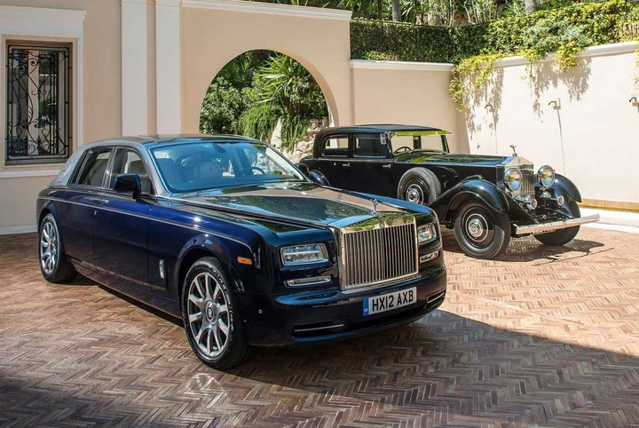 Rolls-Royce Phantom 2013: la signora si rifà il trucco