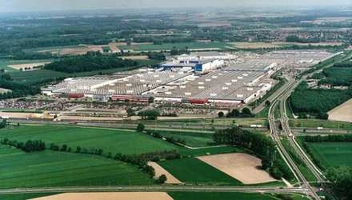 NedCar sforna la milionesima Mitsubishi 