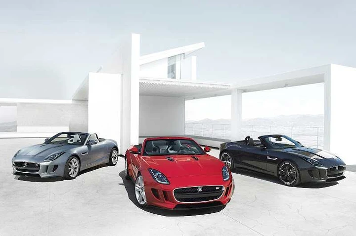 Jaguar F Type, prime foto defitive