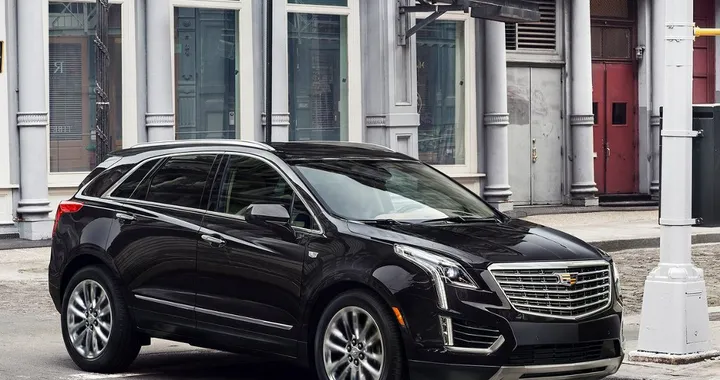 Nuova Cadillac XT5: in anteprima a Dubai e Los Angeles