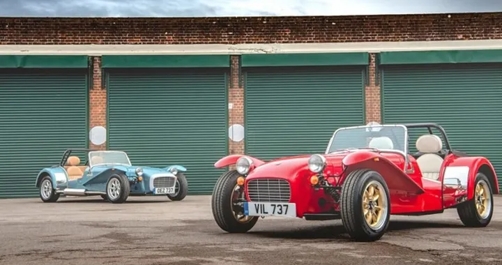 Caterham Super Seven 1.600: divertimento retrò