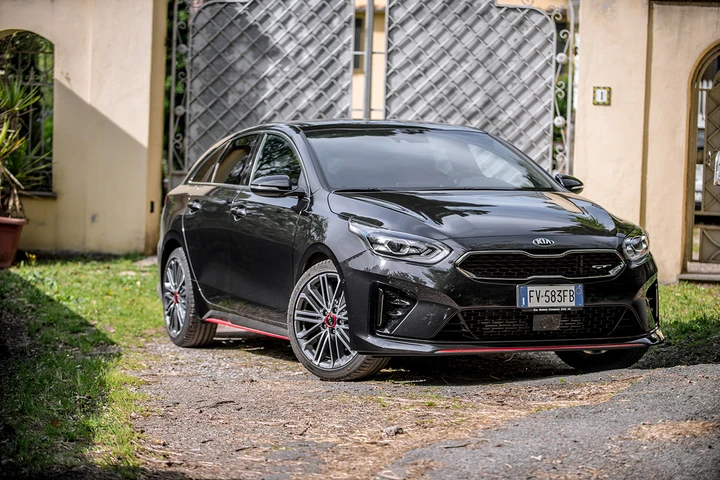 Kia Proceed GT: la prova su strada