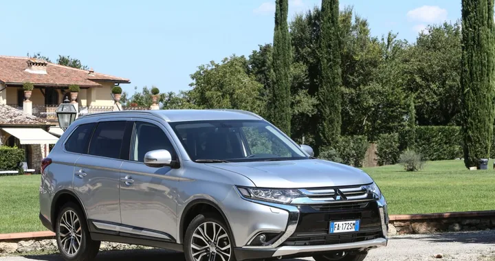 Mitsubishi Outlander 2016: primo contatto