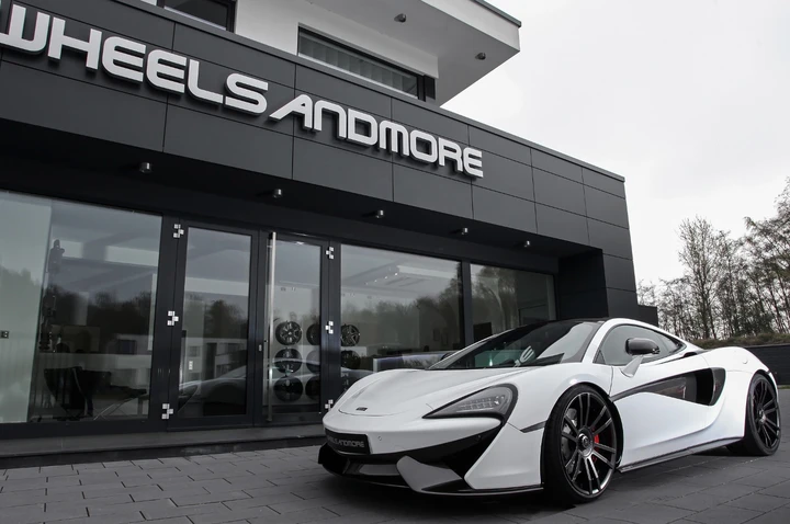 Mc Laren 570 GT Hornesse by Wheelsandmore