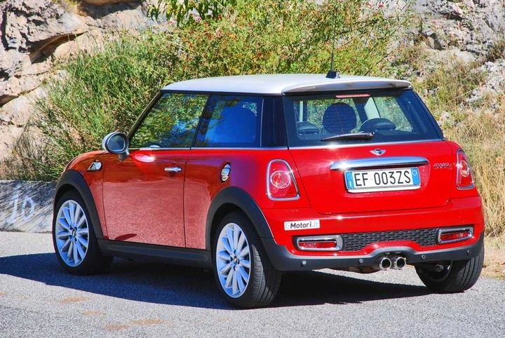 MINI Cooper S in prova