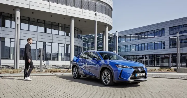 Lexus UX 300e: i segreti del primo SUV elettrico della Casa giapponese
