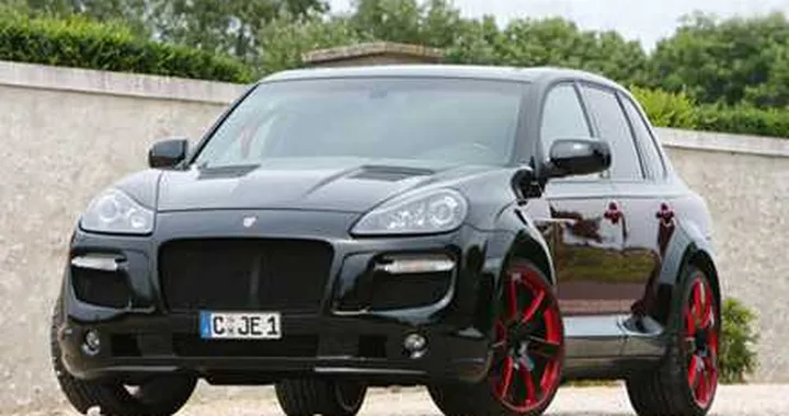 Enco 700 Biturbo: la  Cayenne estrema