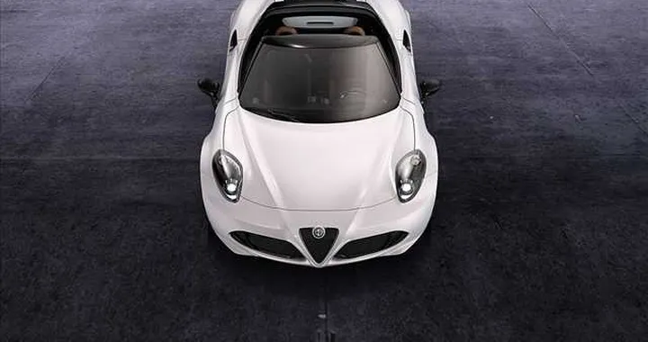 Alfa Romeo 4C Spider: avrà un prezzo di circa 55.000 euro