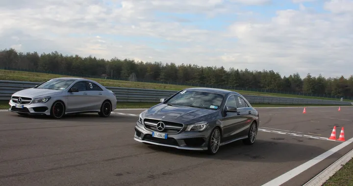 Mercedes-Benz CLA 45 AMG, test drive in pista