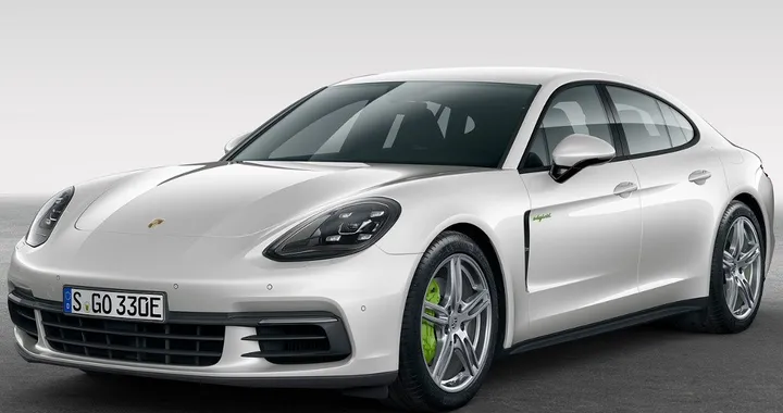 Porsche: le novità al Salone di Parigi 2016