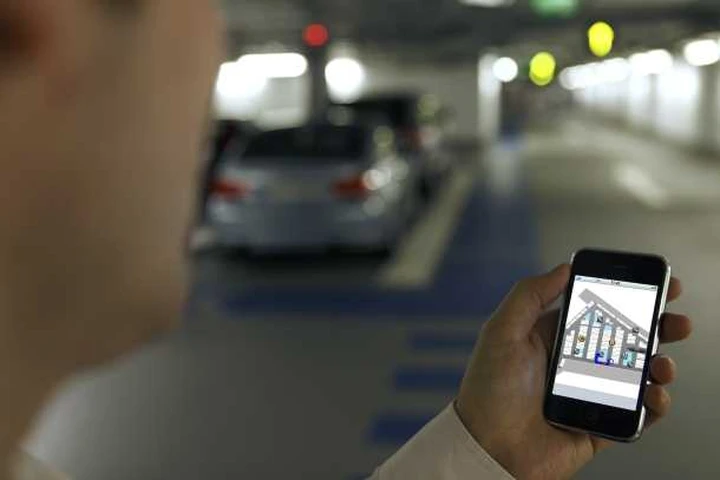 Bmw MicroNavigation e il viaggio è più sicuro