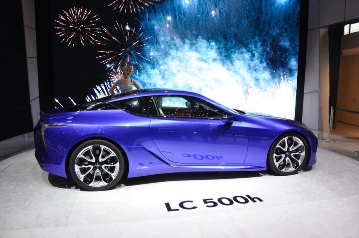 Lexus LC500h a Ginevra 2016