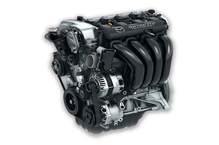 Mazda MX-5 2019, aggiornamenti ai motori SkyActiv-G: immagini ufficiali