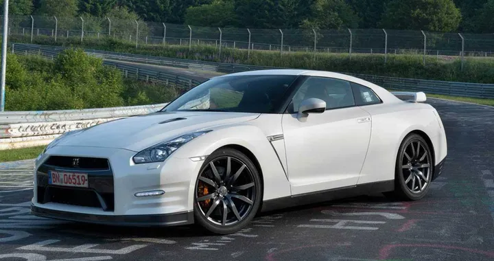 Nissan GT-R Track Edition alla 24 ore del Nurburgring