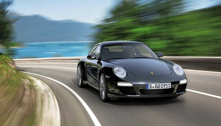 Porsche 911 Black Edition