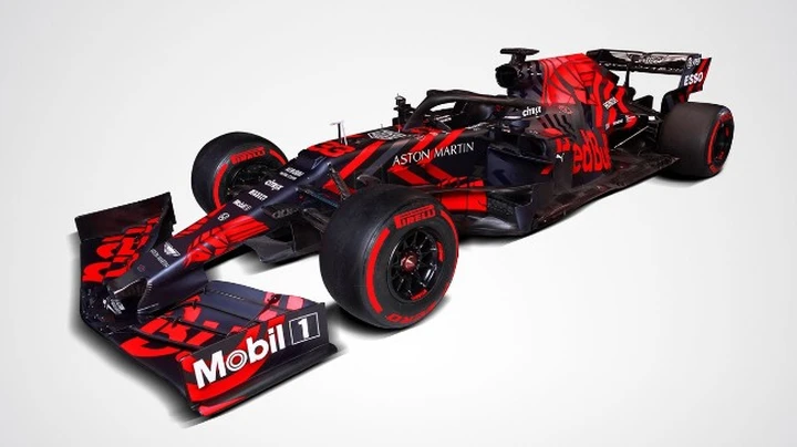 Formula 1, svelata la nuova monoposto Red Bull RB15