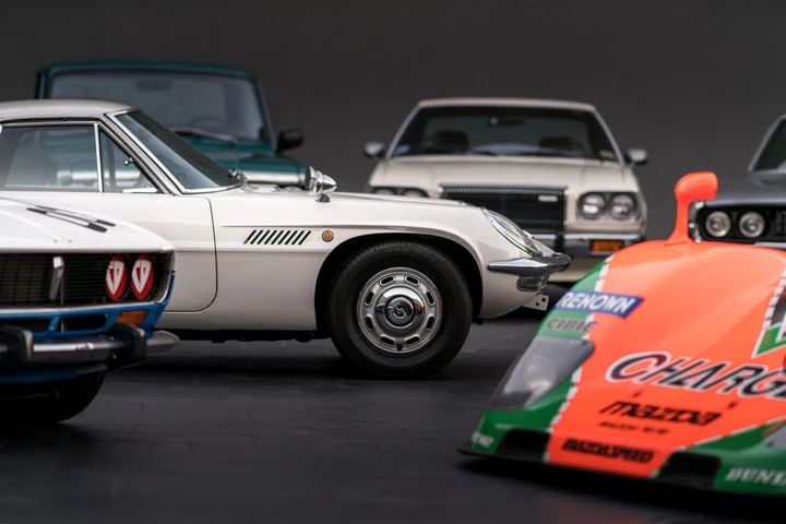 La Mazda Cosmo compie 50 anni
