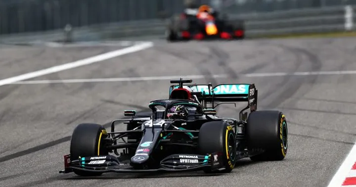 Formula 1: Hamilton vince il GP dell’Eifel ed entra nella storia
