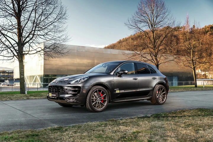 Porsche Macan by O.CT Tuning