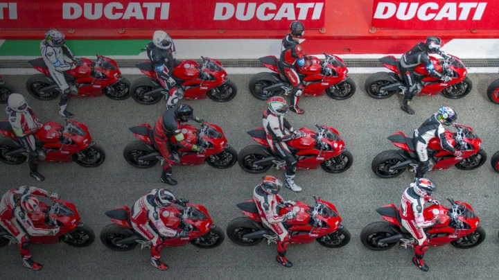 Ducati Race Experience: nuovi corsi con la scuola di Ducati