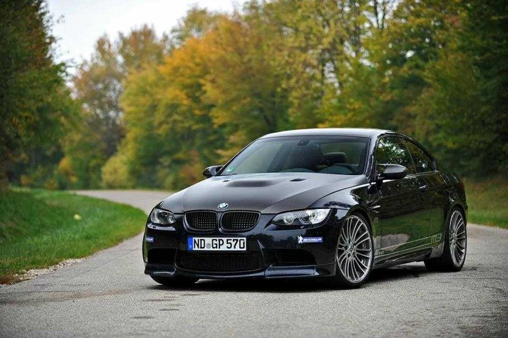 Bmw M3 G-Power: con 720 CV va a 330 km/h