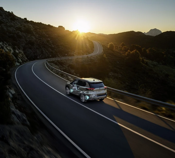 Nissan e-4ORCE: debutta la trazione integrale elettrica