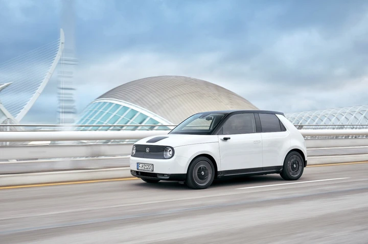 Honda e EV: nuove immagini ufficiali