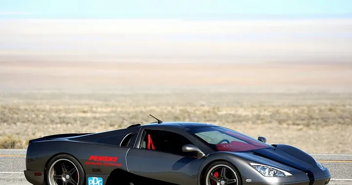 SSC Ultimate Aero Twin Turbo: la supercar americana che ha sfidato i limiti della velocità
