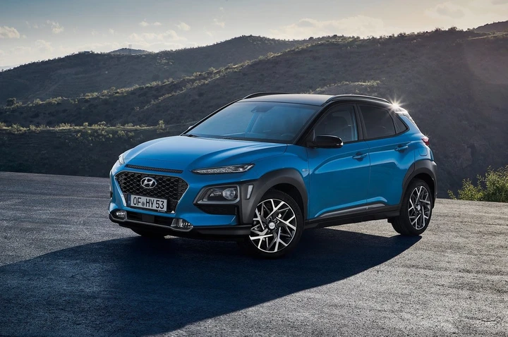 Hyundai Kona Hybrid: immagini ufficiali
