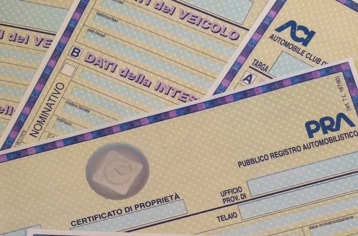 Certificato di proprietà digitale: Unasca critica, Aci risponde