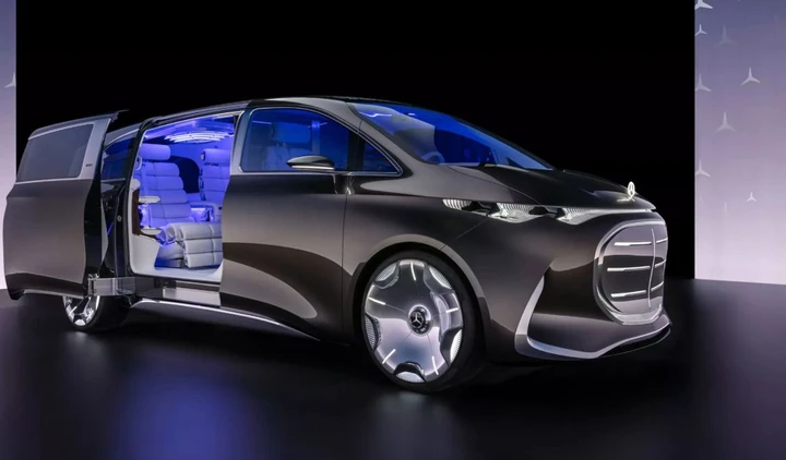 Mercedes-Benz Vision V: il futuro dell'elettrico sarà emozionante
