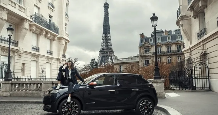 DS 3 Crossback Inès de la Fressange Paris: prezzi e dotazioni